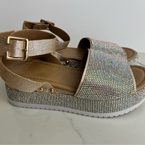 All Over Rhinestone Platform Sandals - Picture 16 of 16